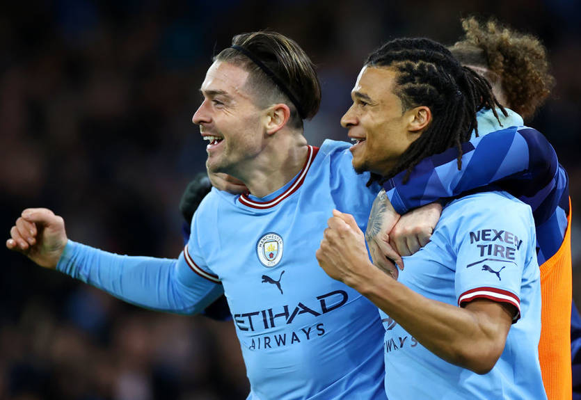 Дивні вподобання: Гравець Ман Сіті похвалився чашкою із зображенням одноклубника з жіночими грудьми