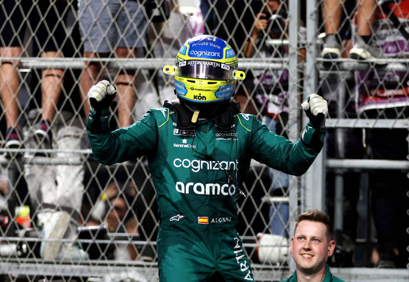 Алонсо вернули третье место на Гран-при Саудовской Аравии Алонсо вернули третье место на Гран-при Саудовской Аравии