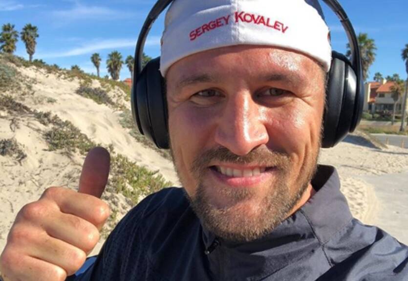 Ковалев пожелал победы Ломаченко