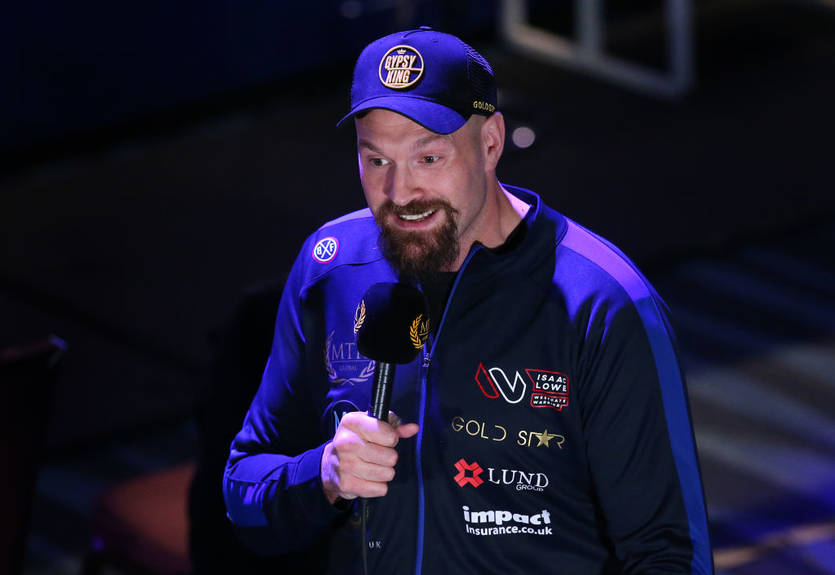 Фьюри назвал сроки тренировочного лагеря для боя с Усиком