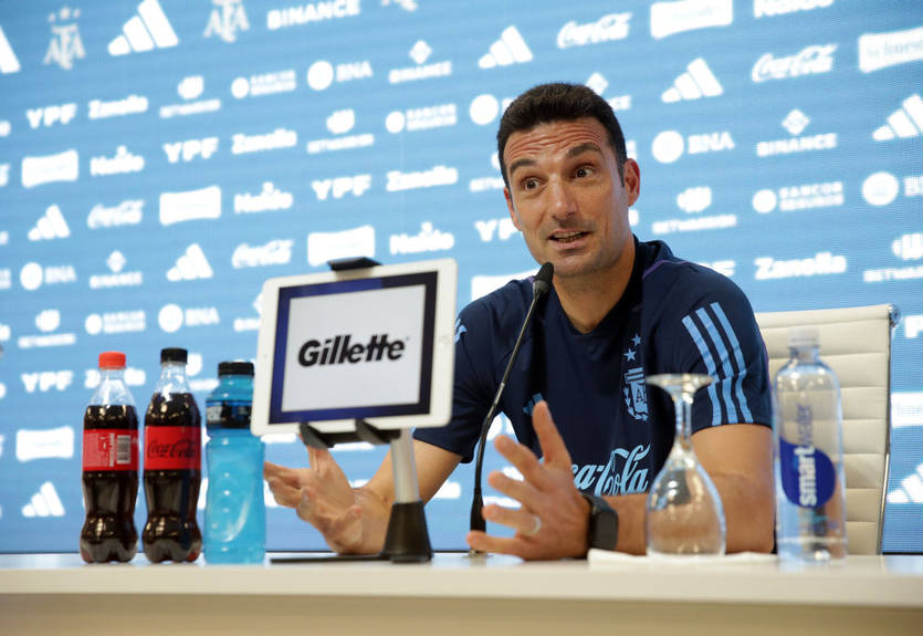 Тренер збірної Аргентини виступив із заявою щодо долі Мессі в національній команді Тренер збірної Аргентини виступив із заявою щодо долі Мессі в національній команді