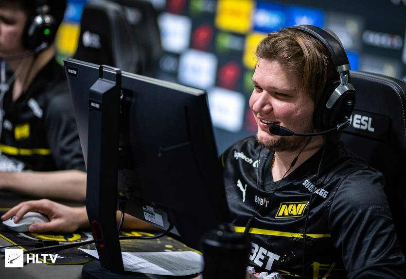 NaVi обыграли росиян и прошли в четвертьфинал ESL Pro League Season 17 NaVi обыграли росиян и прошли в четвертьфинал ESL Pro League Season 17