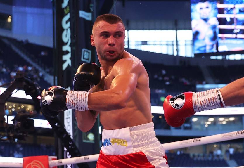 Украинец Продан одержал быструю победу нокаутом над итальянским соперником