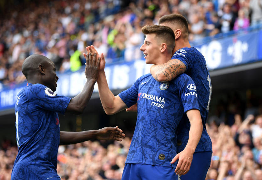 Синий однажды - синий навсегда: Маунт мило поддержал Канте, который впервые сыграл после тяжелой травмы