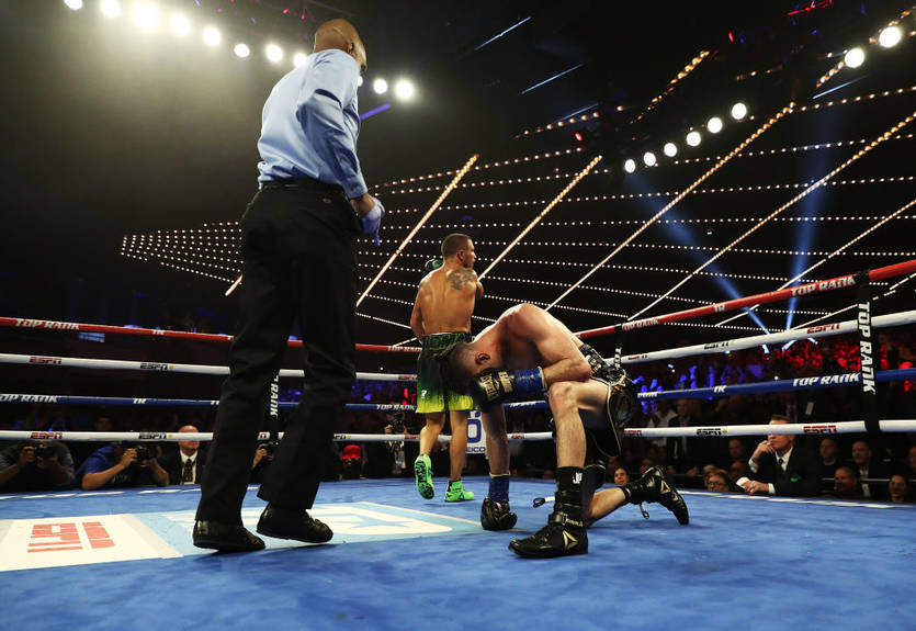 Ломаченко – Педраса: видео нокдаунов Ломаченко – Педраса: видео нокдаунов