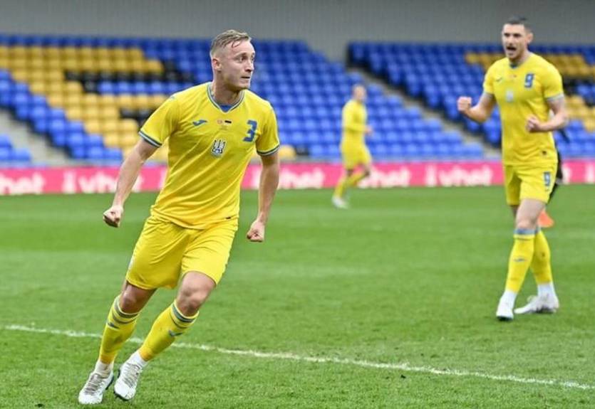 У матчі з Англією за збірну України дебютує щонайменше один футболіст