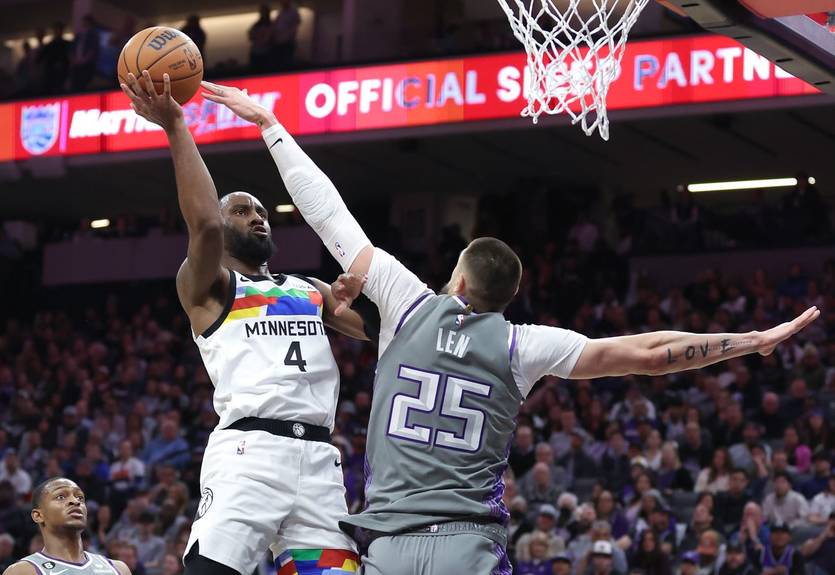 НБА: Сакраменто с Ленем проиграл Миннесоте, Денвер одолел Филадельфию НБА: Сакраменто с Ленем проиграл Миннесоте, Денвер одолел Филадельфию