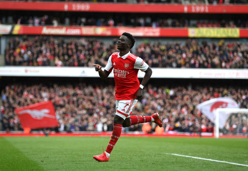 Одноклубник Зинченко стал игроком месяца в АПЛ