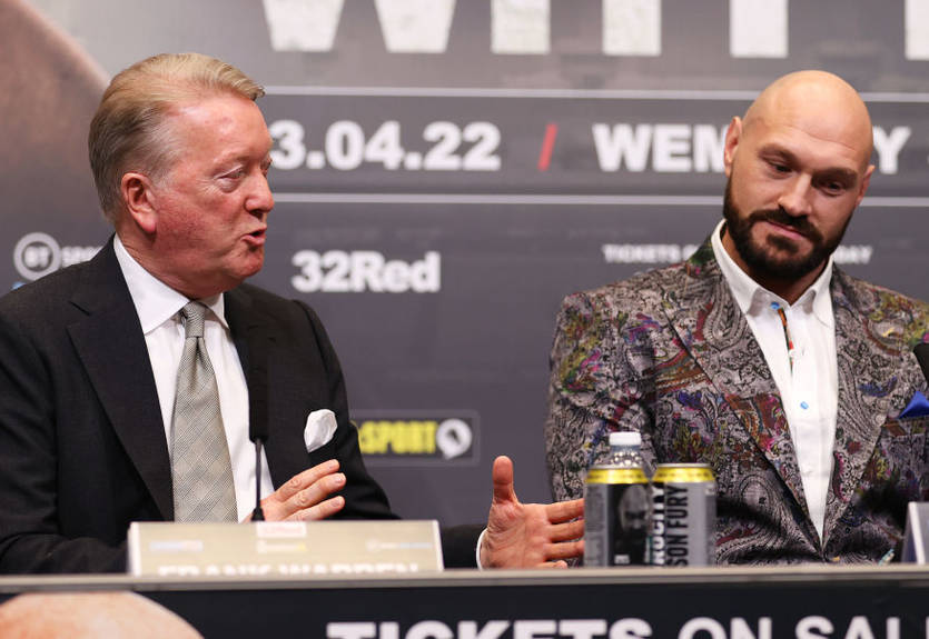 Уоррен: Фьюри был готов драться 29 апреля, именно Усик принял окончательное решение