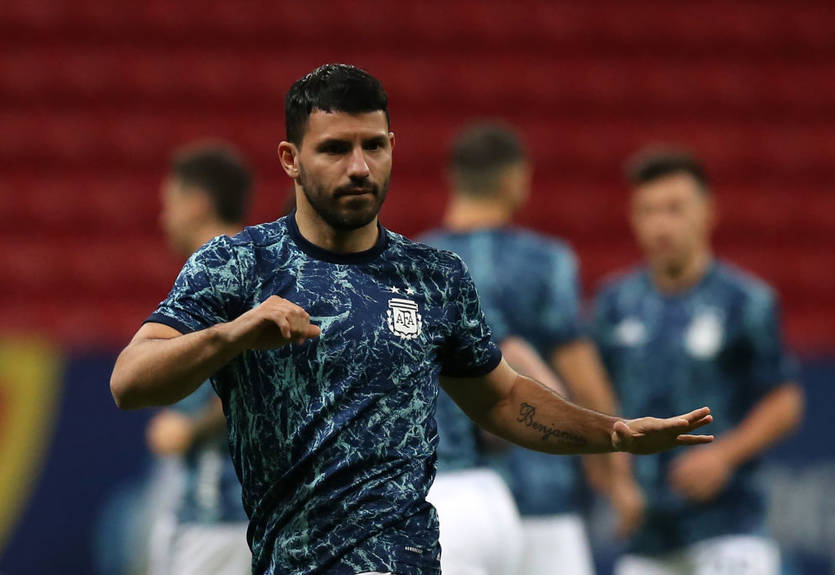 Агуэро: То, что делает Месси, невозможно для Криштиану