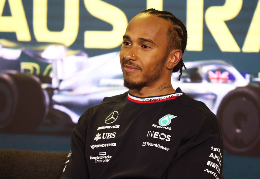 Мерседес переробить підвіску боліда заради Гемілтона