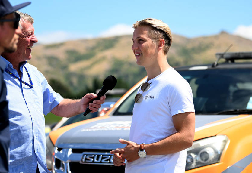 Юніор Ред Булла виграв дебютну гонку в Супер-Формулі Юніор Ред Булла виграв дебютну гонку в Супер-Формулі