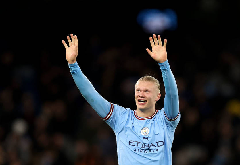 Уничтожитель монстров: Карикатурист изящно отметил вклад Холанда в победу над Баварией