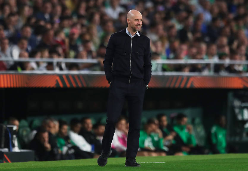 Тен Хаг осчастливил автографом и мило побеседовал с юным фанатом Манчестер Юнайтед