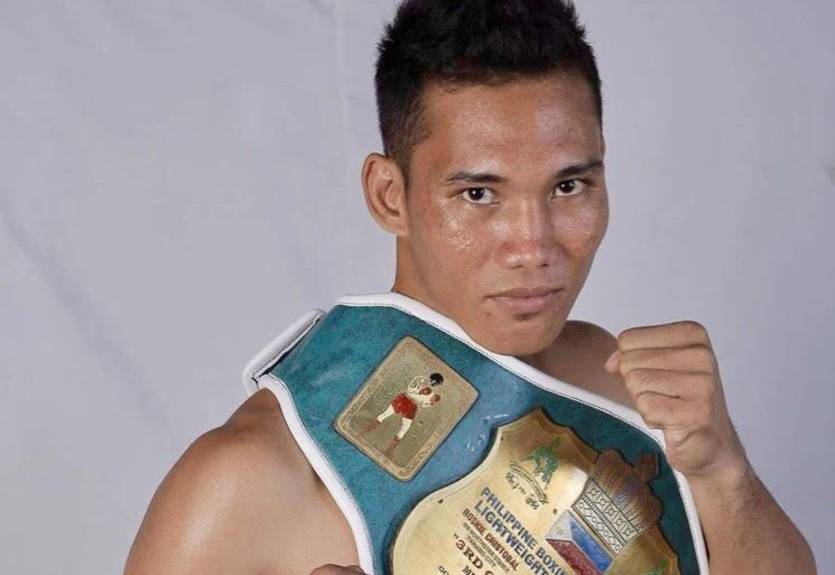 Соперник Беринчика: Денис, прикольно танцуешь. Ты не забыл, как боксировать?