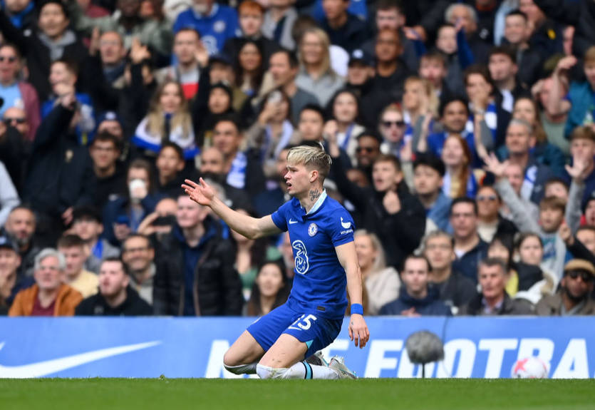 Мудрик получил средние оценки за игру с Брайтоном