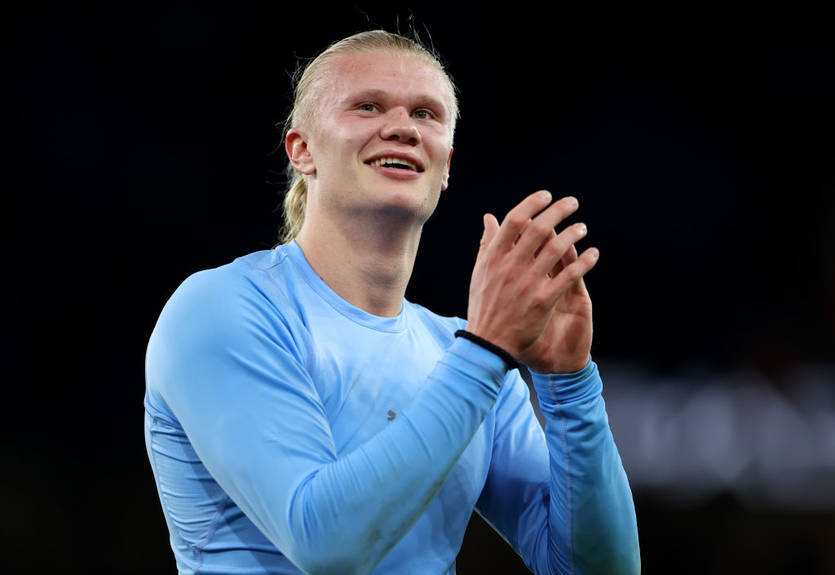 Чемпіонський настрій: Голанд похвалився новим костюмом Чемпіонський настрій: Голанд похвалився новим костюмом