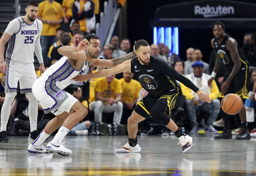 НБА. Плей-офф: Сакраменто Леня уступил Голден Стэйту, Финикс удержал победу над Клипперс
