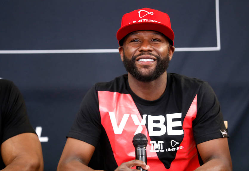 Мейвезер внес бой Фьюри - Усик в список самых ожидаемых