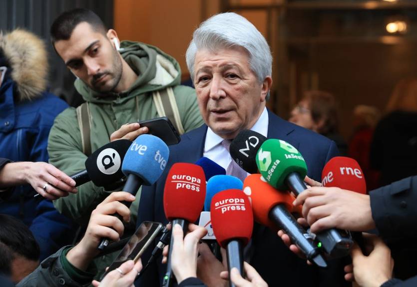 Президент Атлетико хотел бы, чтобы Месси и Роналду вернулись в чемпионат Испании Президент Атлетико хотел бы, чтобы Месси и Роналду вернулись в чемпионат Испании