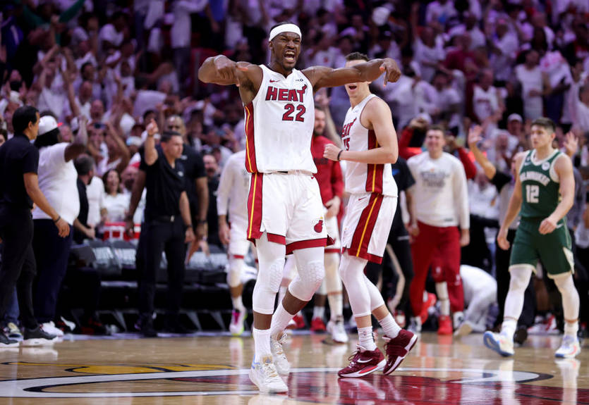 НБА. Плей-оф: Маямі сенсаційно обіграв Мілуокі, Лейкерс дотиснули Мемфіс