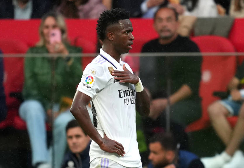 Вінісіус іронічно відреагував на свою жовту картку в матчі з Жироною Вінісіус іронічно відреагував на свою жовту картку в матчі з Жироною