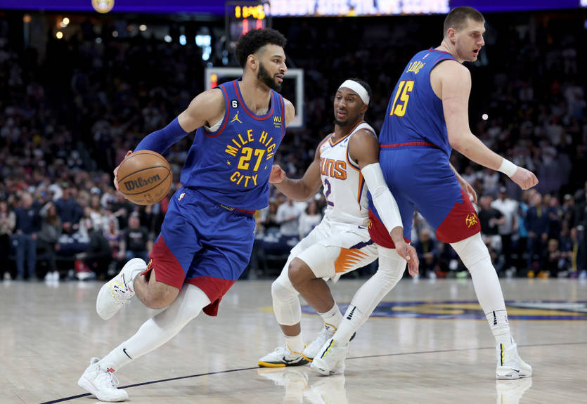 Плей-офф НБА: Денвер открыл счет в серии с Финиксом