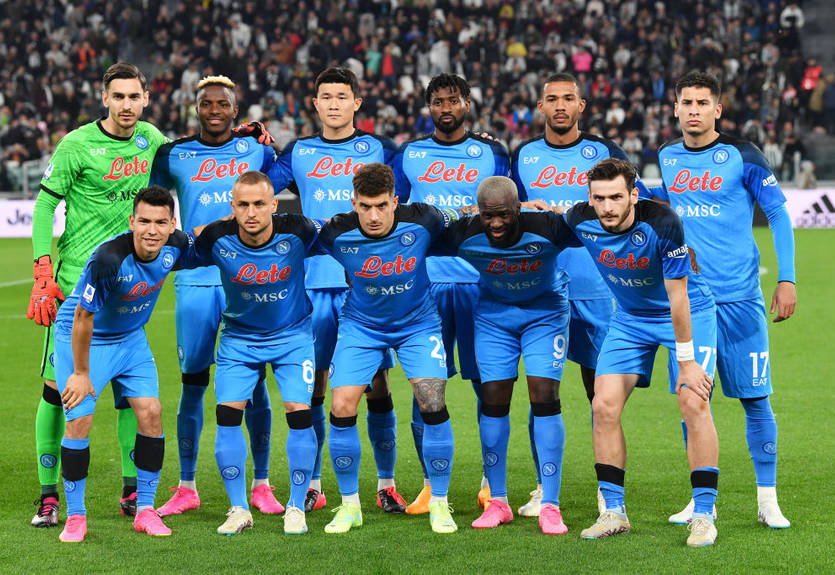 Наполі став чемпіоном, зігравши внічию з Удінезе Наполі став чемпіоном, зігравши внічию з Удінезе