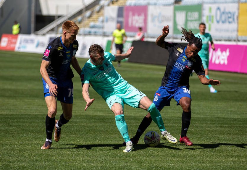 Чорноморець легко розібрався з Колосом