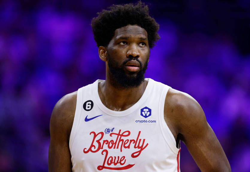 Эмбиид не сдержал слез после того, как его признали MVP регулярки