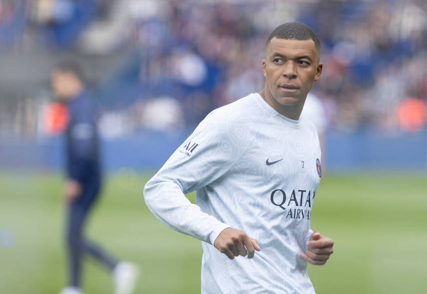 Шейх Джассім пообіцяв грандіозні трансфери, якщо купить МЮ