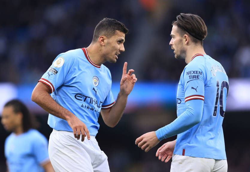 "Ужасно": Грилиш раскритиковал Родри, приняв участие в забавном челлендже