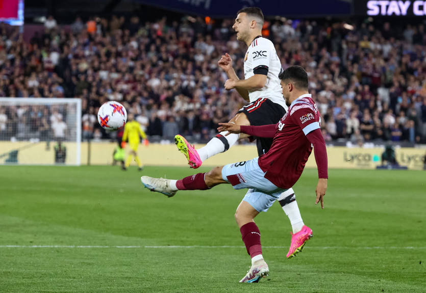 Ошибка Де Хеа в видео обзоре матча Вест Хэм - Манчестер Юнайтед Ошибка Де Хеа в видео обзоре матча Вест Хэм - Манчестер Юнайтед