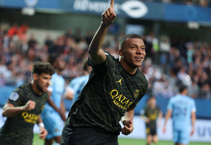 "Він уже наш фанат": Леау назвав ім'я гравця, якого хотів би побачити у футболці Мілана "Він уже наш фанат": Леау назвав ім'я гравця, якого хотів би побачити у футболці Мілана