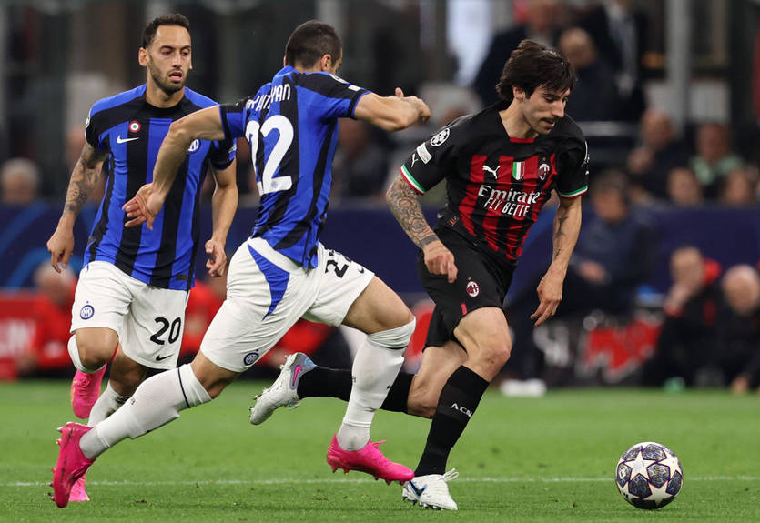 Милан - Интер: Видео голов и обзор матча 1/2 финала ЛЧ 10.05.2023 Милан - Интер: Видео голов и обзор матча 1/2 финала ЛЧ 10.05.2023