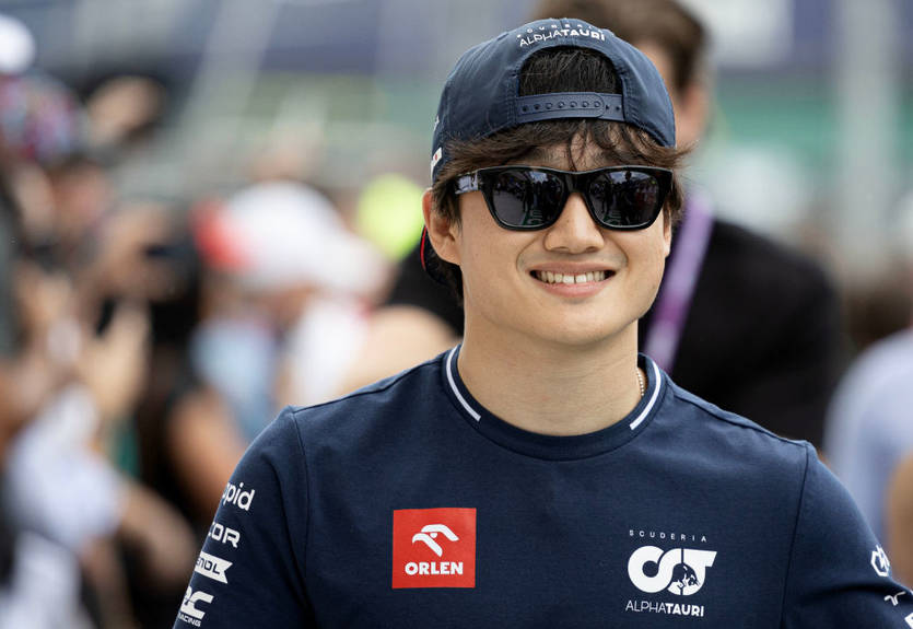 Пілот Альфа Таурі допоміг впоратися з наслідками повені в Італії