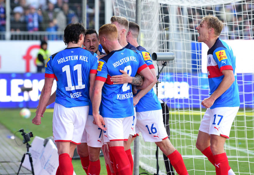 Немецкий клуб представил специальную форму с необычным референсом Немецкий клуб представил специальную форму с необычным референсом