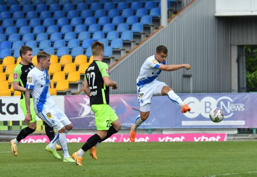 Александрия - Динамо 1:5 Видео голов и лучших моментов матча чемпионата Украины Александрия - Динамо 1:5 Видео голов и лучших моментов матча чемпионата Украины