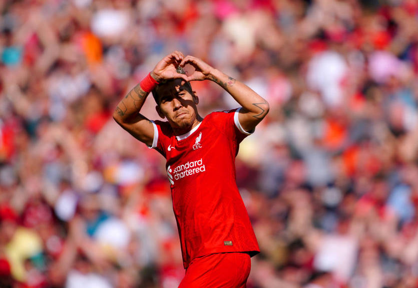 На прощание: В Ливерпуле появился мурал в честь Фирмино, который летом покинет клуб