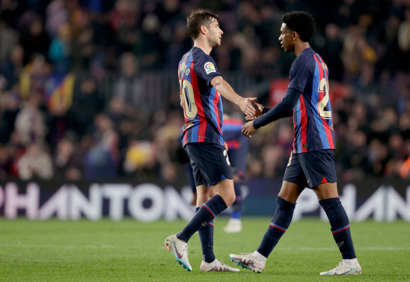 "Ця зруйнована будівля теж частина перемоги?": Дніпро-1 звернувся до гравців Барселони "Ця зруйнована будівля теж частина перемоги?": Дніпро-1 звернувся до гравців Барселони