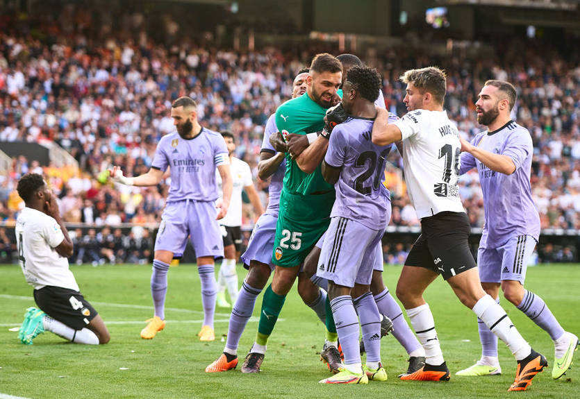 Реал повторив антирекордну серію виїзних поразок у 21-му столітті Реал повторив антирекордну серію виїзних поразок у 21-му столітті