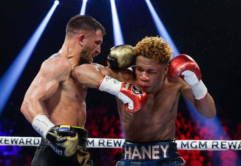 "Я розбираюся в боксі": Легендарний актор став на захист Ломаченка