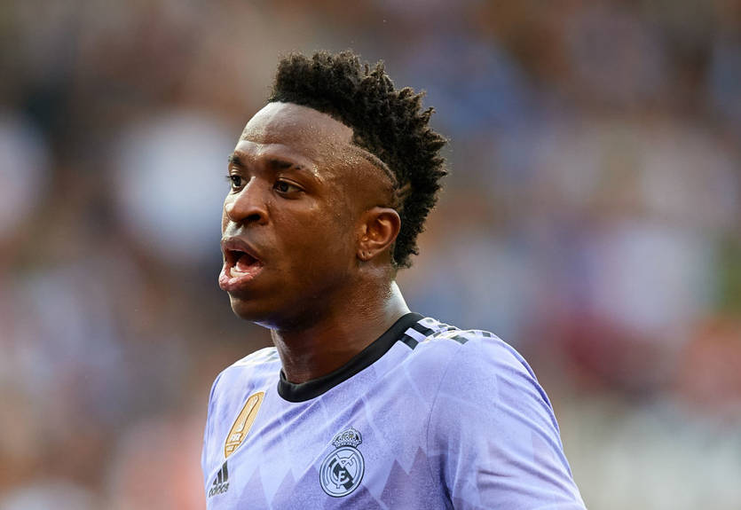 Винисиус может пропустить остаток сезона Винисиус может пропустить остаток сезона