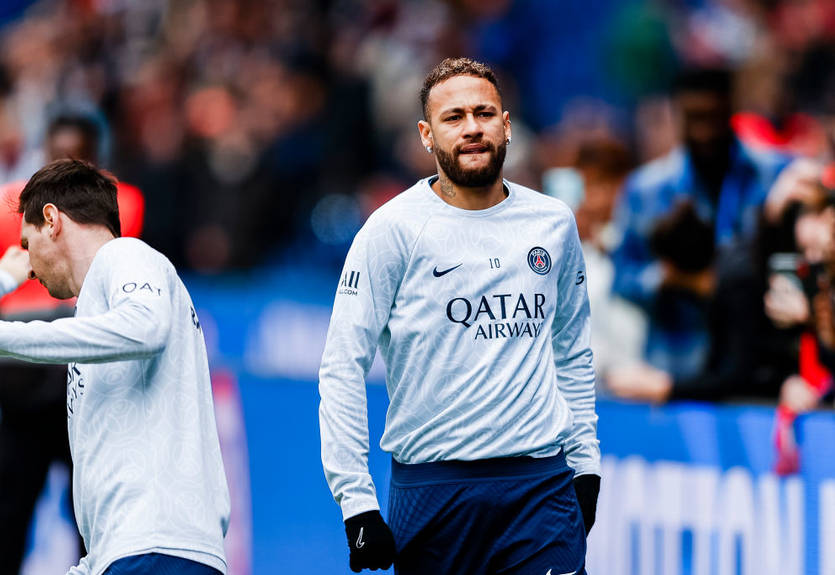 МЮ не ведет никаких переговоров по трансферу Неймара - источник