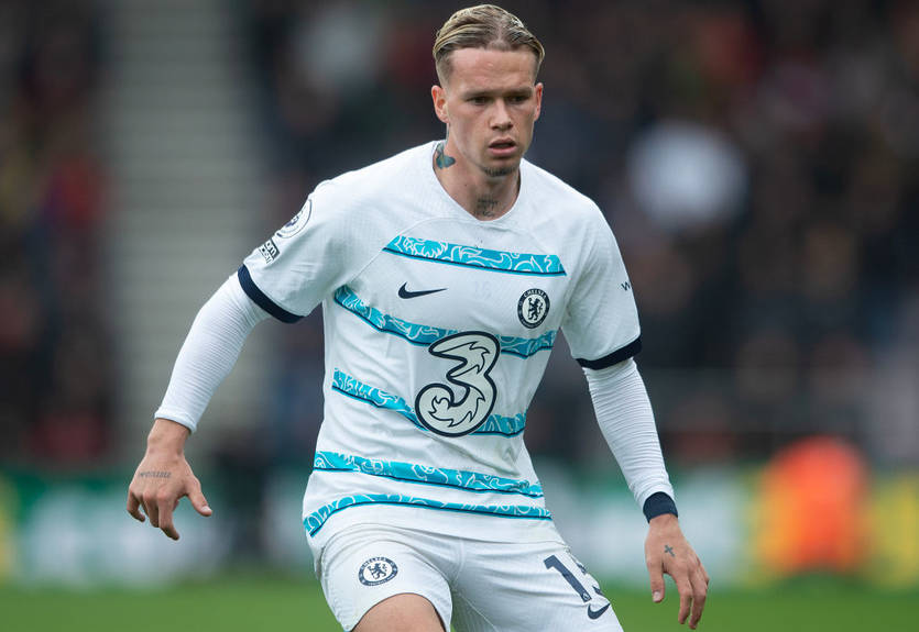 Мудрик - в старте на матч против МЮ Мудрик - в старте на матч против МЮ