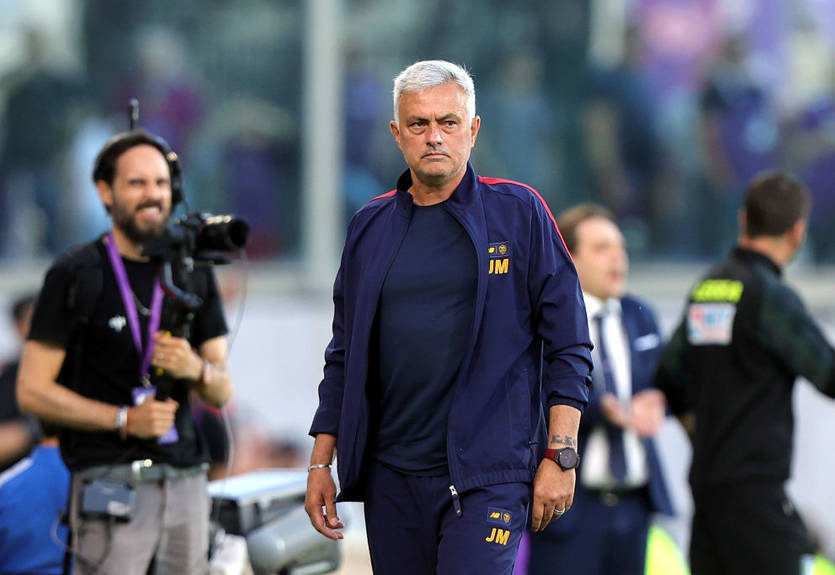 Моуринью летом покинет Рому - источник