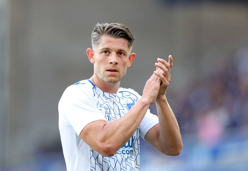 Центрбэк Эвертона Миколенко установил достижение, которое невозможно побить