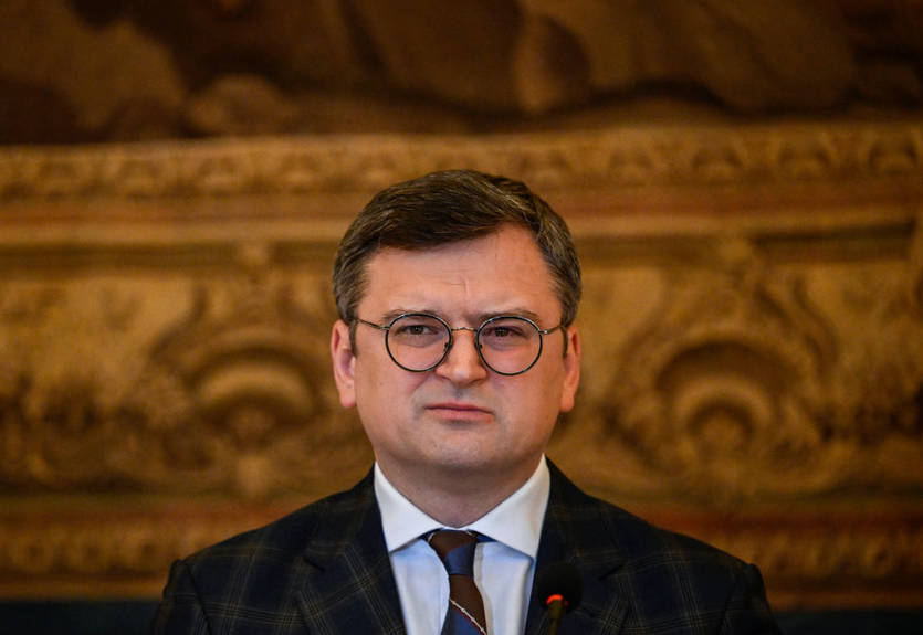Міністр закордонних справ України порадив фанатам, які освистали Костюк, відвідати Бучу