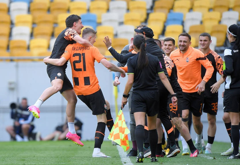 Бондаренка визнано гравцем туру в УПЛ, Йовічевіча - тренером