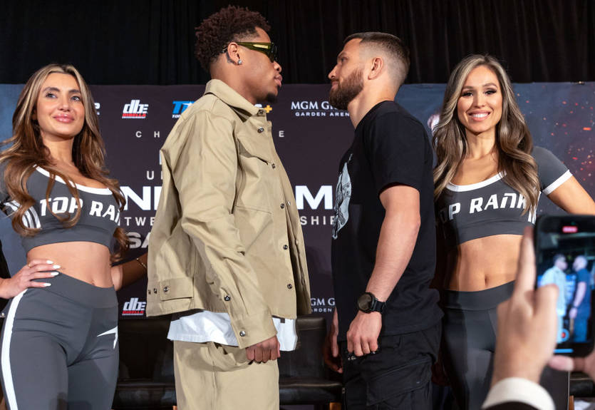 Ломаченко отреагировал на спорное решение судей в бою с Хэйни